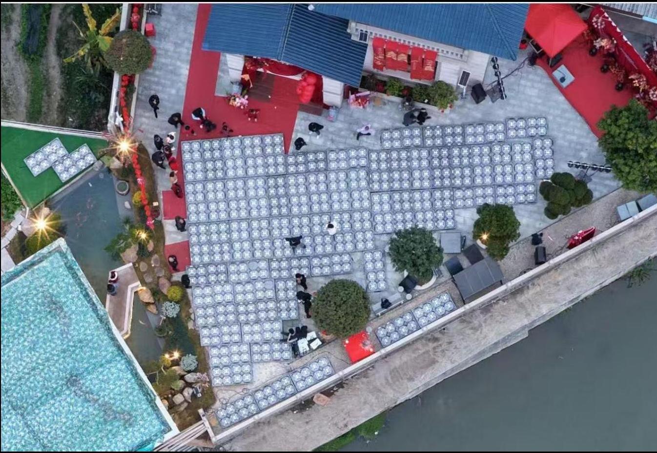 Flexible drone case layout fitted to an irregular plaza